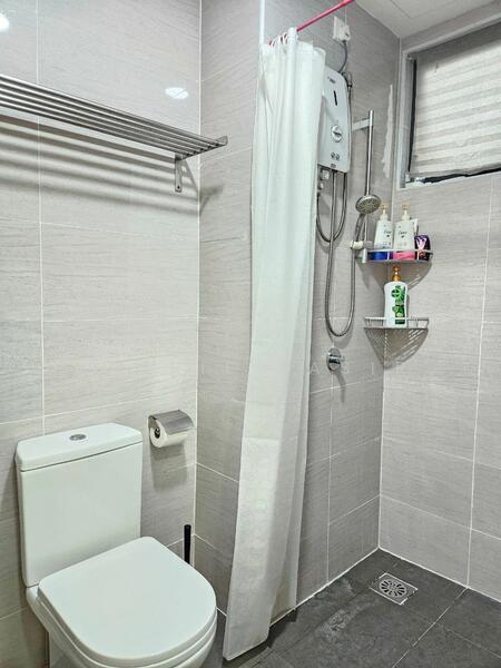 For Rent - Vista Alam