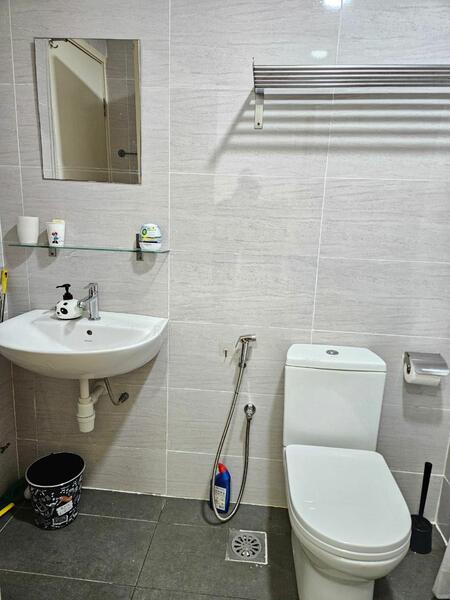 For Rent - Vista Alam