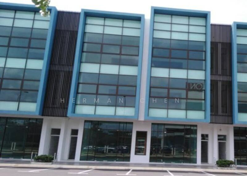 Untuk Disewa - Bandar Dato Onn 3 Storey Shoplot For Rent