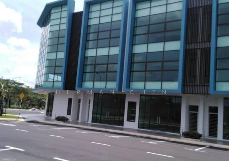 Untuk Disewa - Bandar Dato Onn 3 Storey Shoplot For Rent