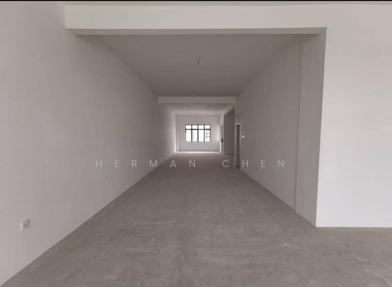 Untuk Disewa - Bandar Dato Onn 3 Storey Shoplot For Rent
