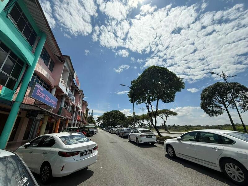 Untuk Dijual - Shop at Taman Senai Utama
