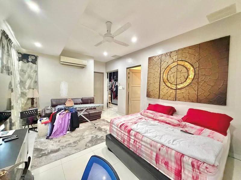 Rumah Berkembar untuk Dijual di D'Kayangan (Shah Alam) - Erin Yusof - Bedroom - PropertyGuru.com.my