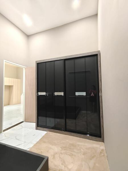 Untuk Disewa - QuayWest Residence