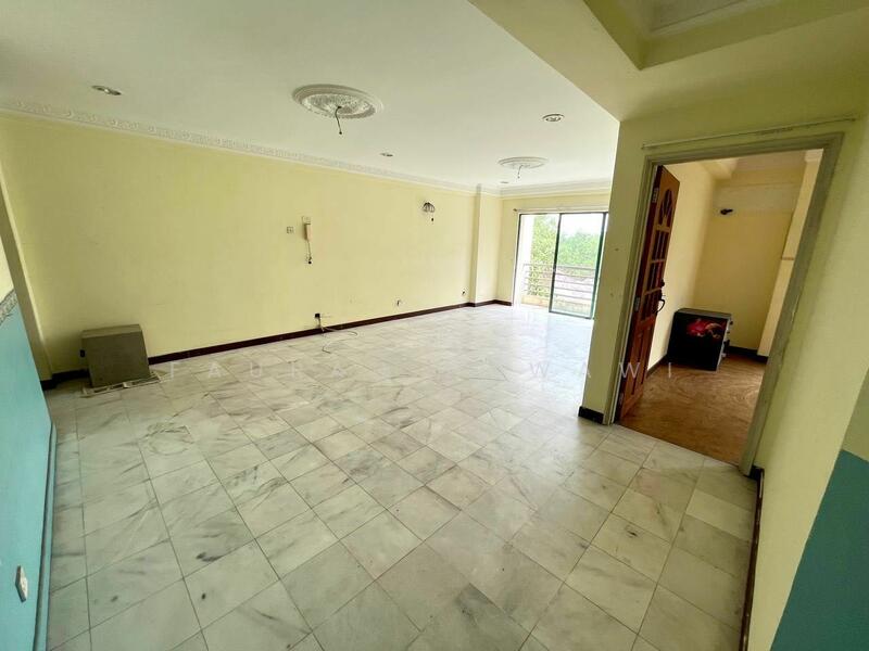 For Sale - Emerald Hill Condominium