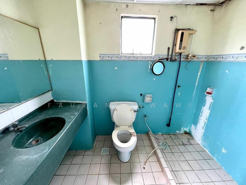 For Sale - Emerald Hill Condominium