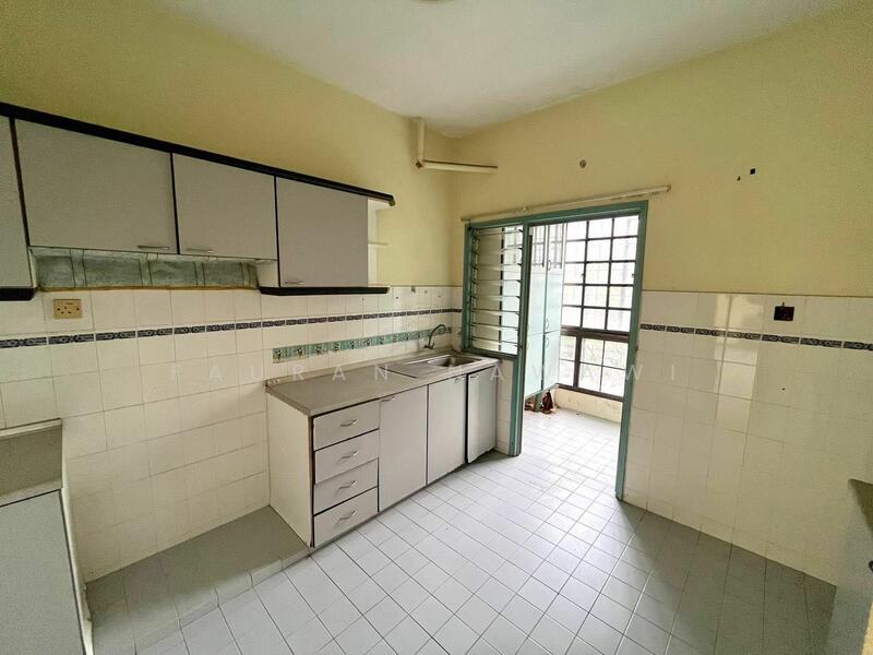 For Sale - Emerald Hill Condominium