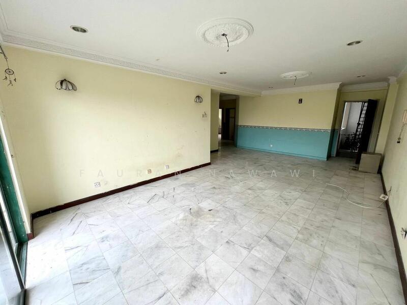 For Sale - Emerald Hill Condominium