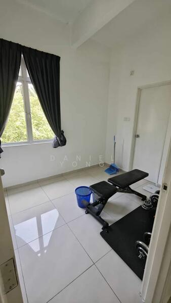 For Sale - Cluster House at Kempas Utama