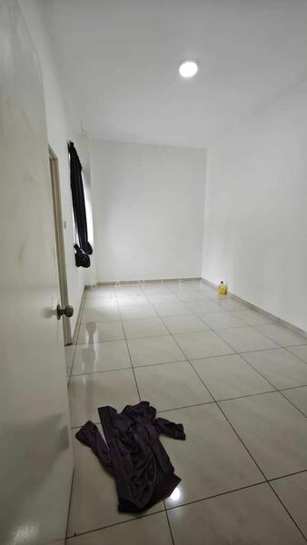 For Sale - Cluster House at Kempas Utama