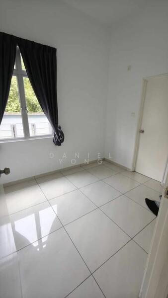 For Sale - Cluster House at Kempas Utama