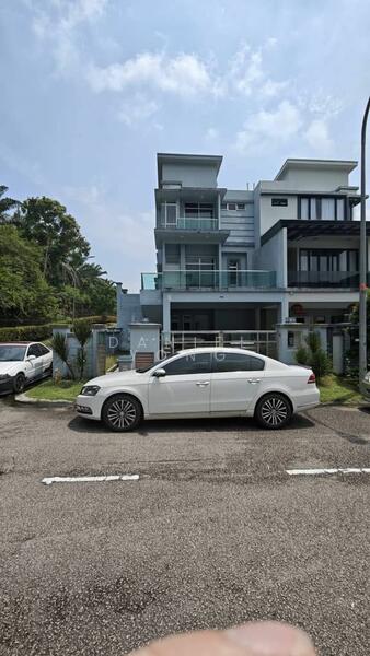For Sale - Cluster House at Kempas Utama