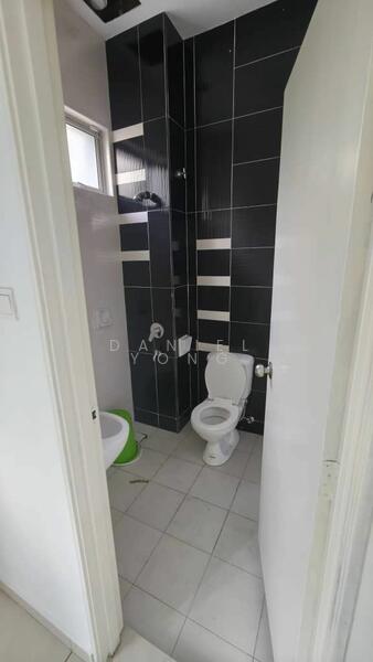 For Sale - Cluster House at Kempas Utama