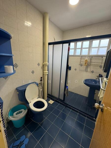 Untuk Disewa - 2 Sty Semi D @ Jalan St Thomas Taman Kaya