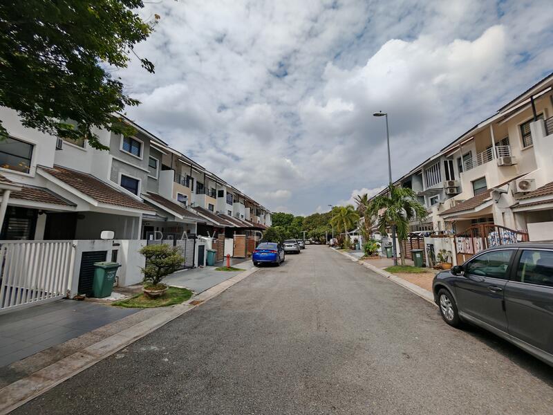 3-storey Terraced House for Sale in Sungai Besi (Kuala Lumpur) - David Ting - PropertyGuru.com.my
