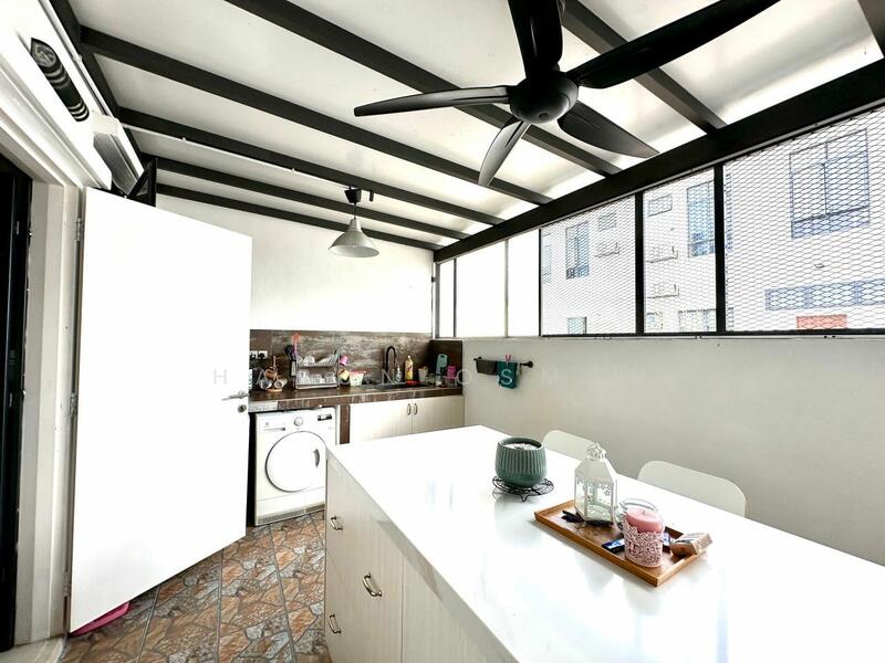 For Sale - Clover @ Resort Residence