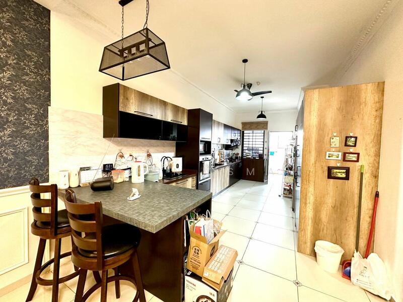 For Sale - Clover @ Resort Residence