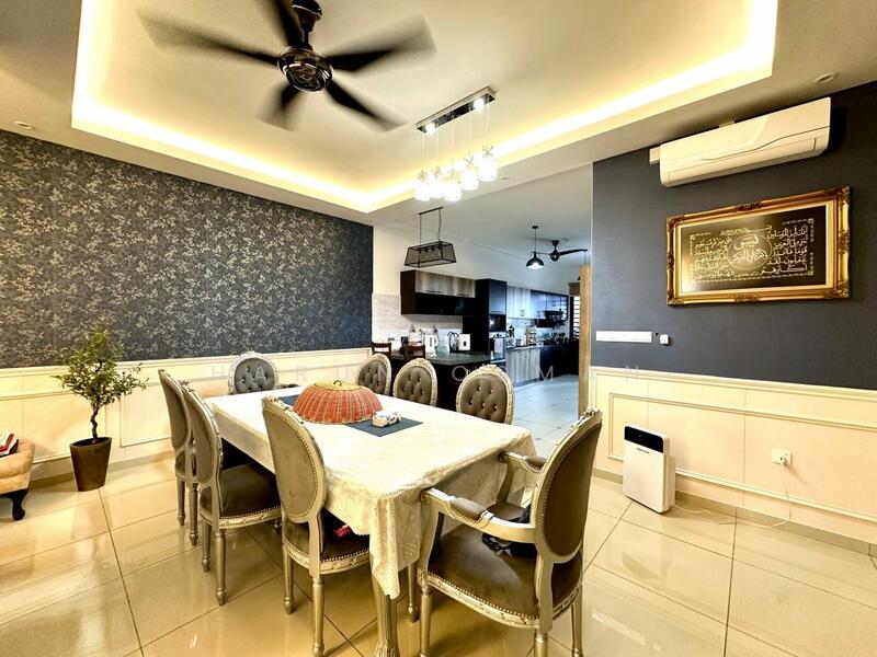 For Sale - Clover @ Resort Residence