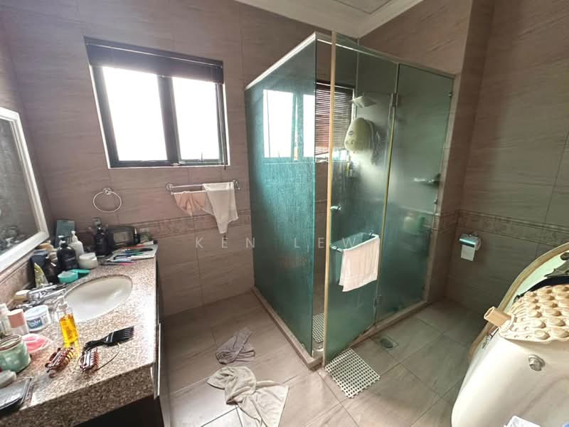 Bungalow for Sale in Taman Bukit Segar (Cheras) - Ken Lew - Bathroom - PropertyGuru.com.my