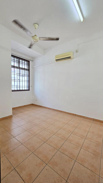 For Sale - Setia Indah Flat