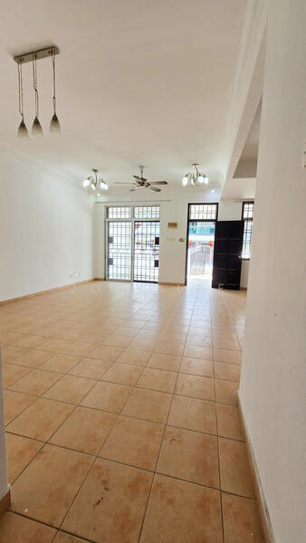 For Sale - Setia Indah Flat