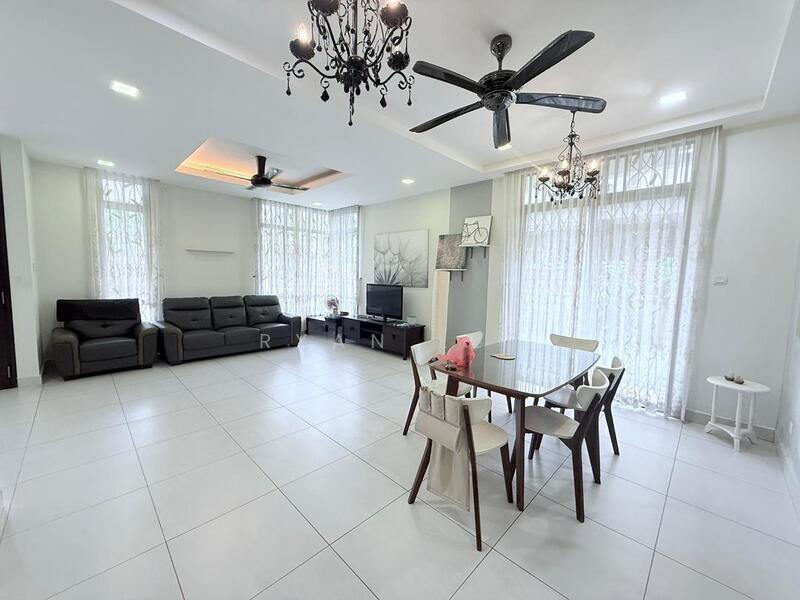 For Sale - Taman Seri Austin