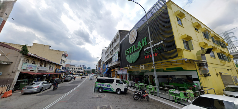 For Rent - jalan ipoh batu 5 corner shop . 2 storey . near school