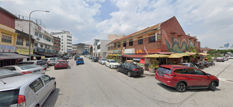 For Rent - jalan ipoh batu 5 corner shop . 2 storey . near school
