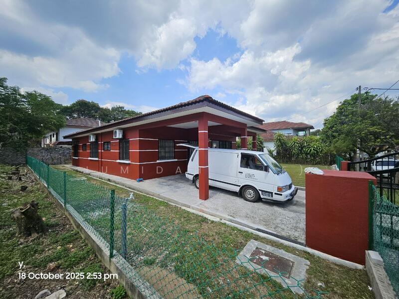 REFURBISHED SUPERB CONDREADY TO MOVE IN1 STOREY BUNGALOW HOUSE BANDAR PUTRA PERMAI SERI KEMBANGA