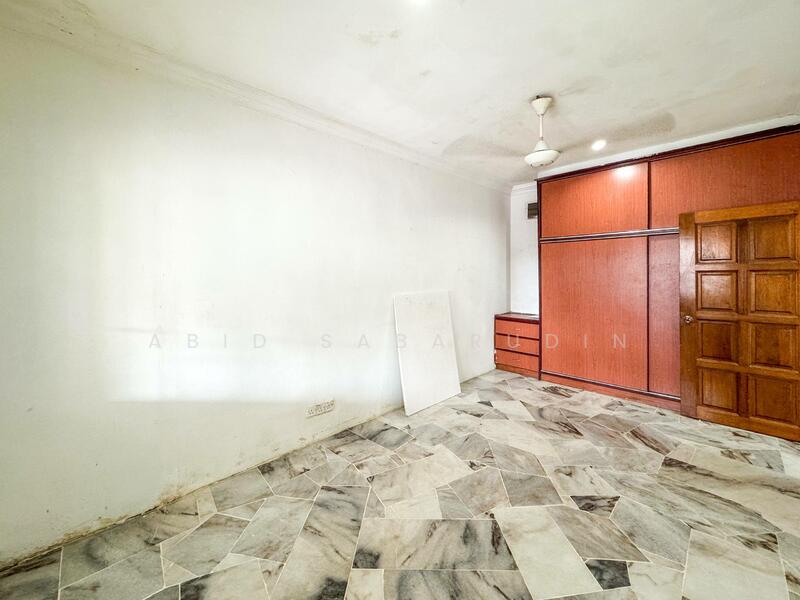For Sale - Renovated & Extended Single Storey Terrace @ Taman Pinggiran, Batu Caves