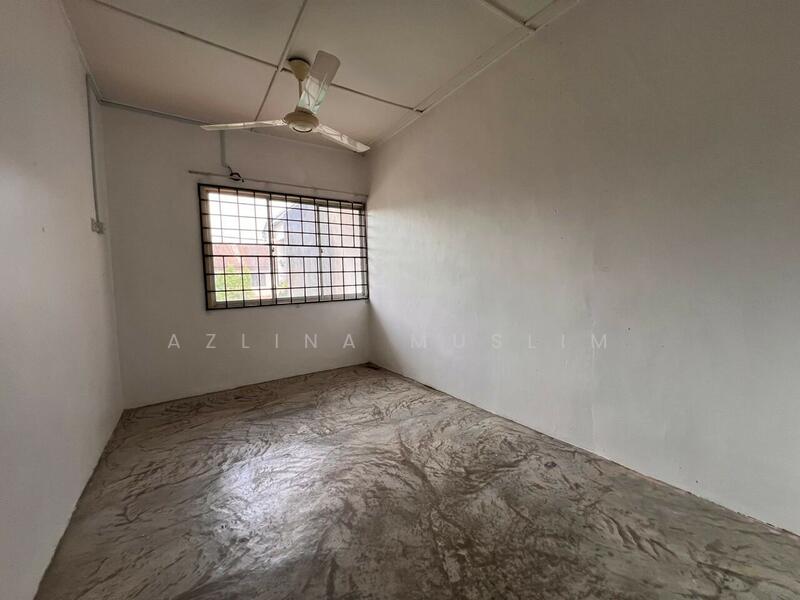 Untuk Dijual - Taman Yayasan