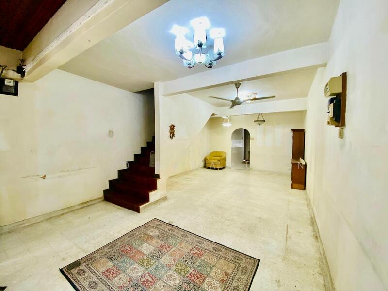 Untuk Dijual - Extended 2 Storey Terrace @ Taman Permata, Kuala Lumpur