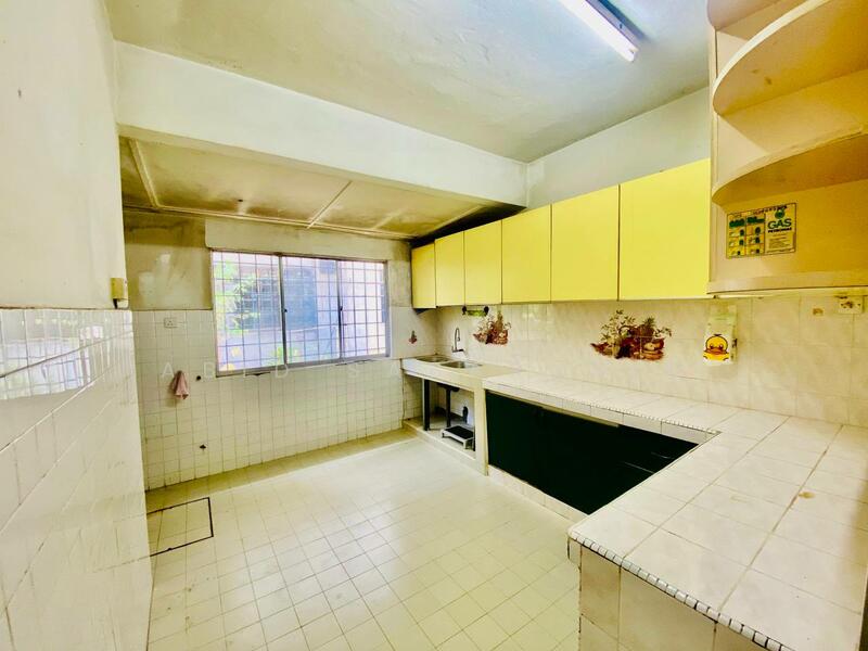Untuk Dijual - Extended 2 Storey Terrace @ Taman Permata, Kuala Lumpur
