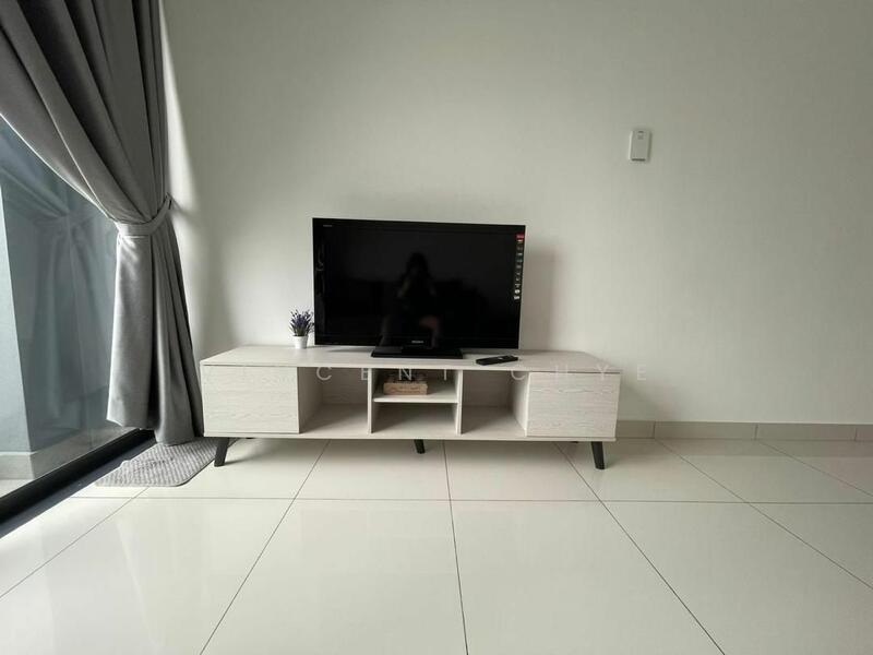 Untuk Disewa - Far East