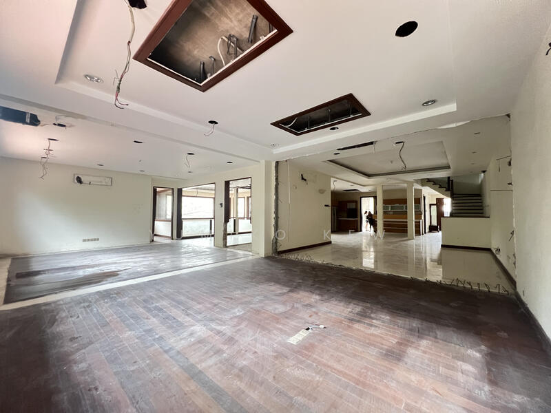 For Sale - Pinggir Bukit Segar