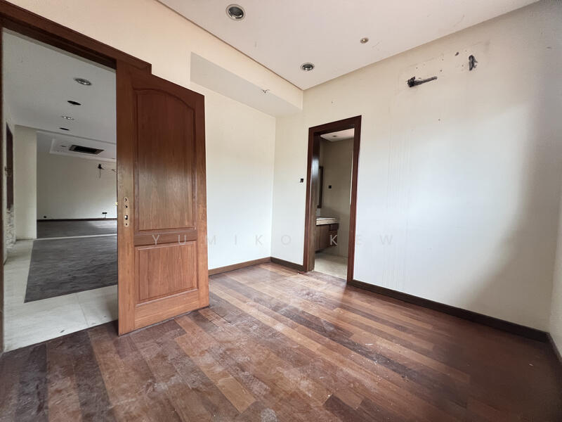 For Sale - Pinggir Bukit Segar