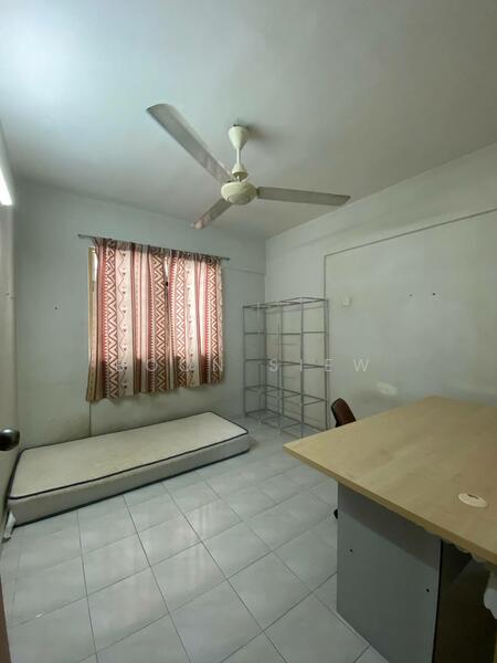 Untuk Disewa - Taman Pekaka Block 31