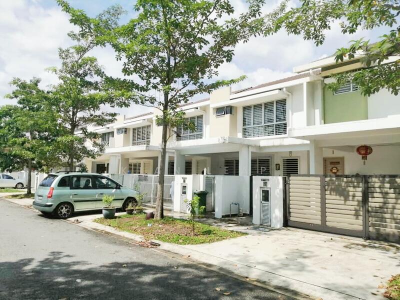 For Sale - TTDI Grove 5 Double Storey House 22x70 Termurah