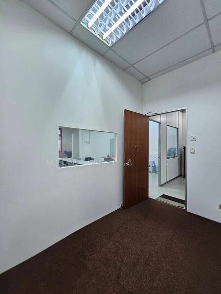 Untuk Dijual - Tebrau Taman Seri Austin Nice Design 2 Storey Shoplot Unblock View