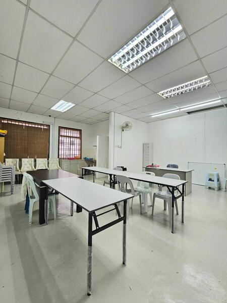 Untuk Dijual - Tebrau Taman Seri Austin Nice Design 2 Storey Shoplot Unblock View