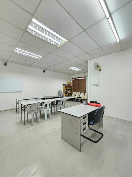 Untuk Dijual - Tebrau Taman Seri Austin Nice Design 2 Storey Shoplot Unblock View