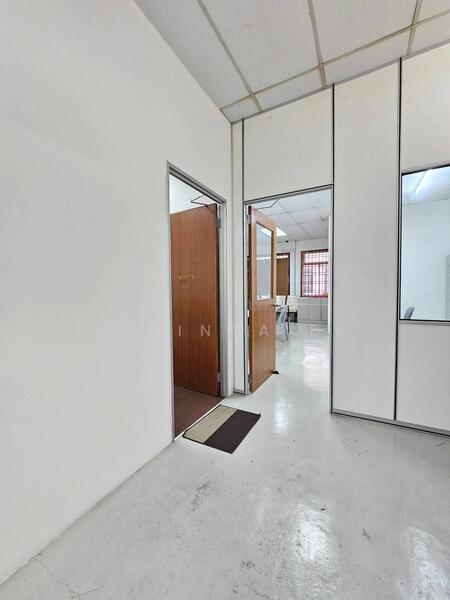 Untuk Dijual - Tebrau Taman Seri Austin Nice Design 2 Storey Shoplot Unblock View