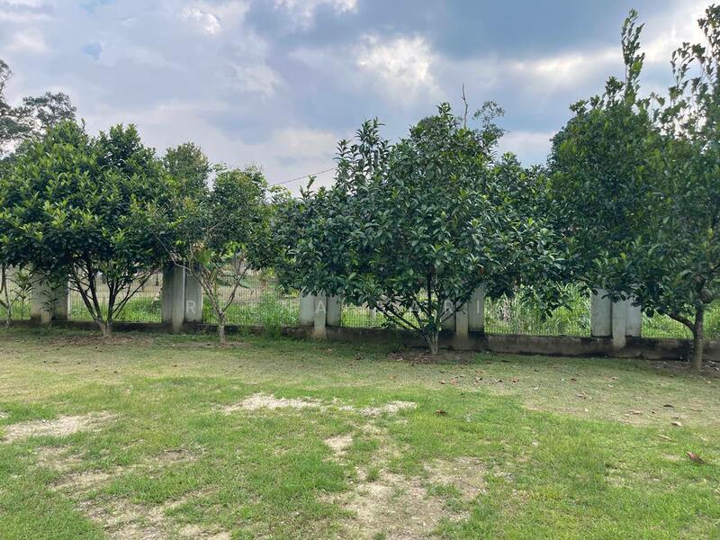 Untuk Dijual - Agriculture Land Sungai Lui Hulu Langat