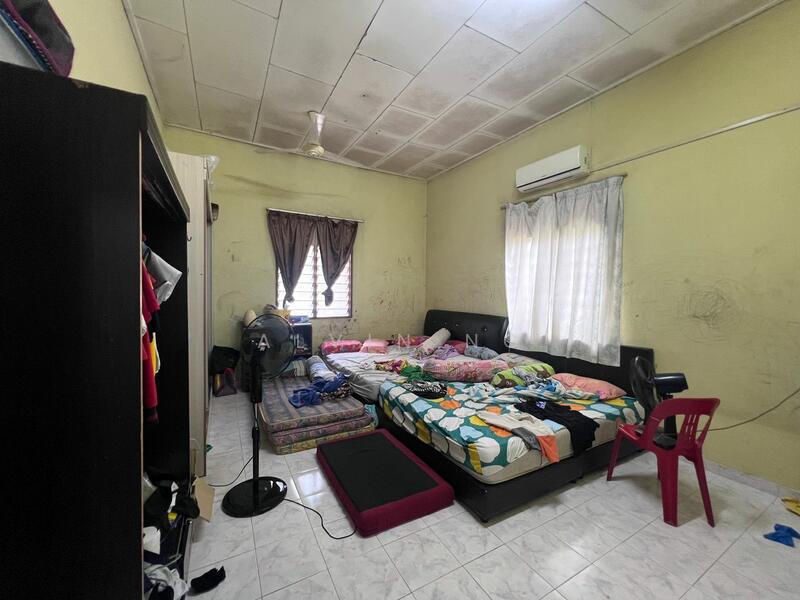 For Sale - Taman Kempas Single Storey Bungalow