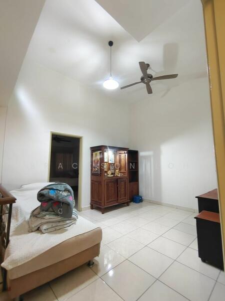 For Sale - 2-storey Terrace House at Taman Andaman Ukay