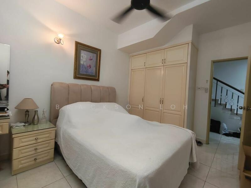 For Sale - 2-storey Terrace House at Taman Andaman Ukay