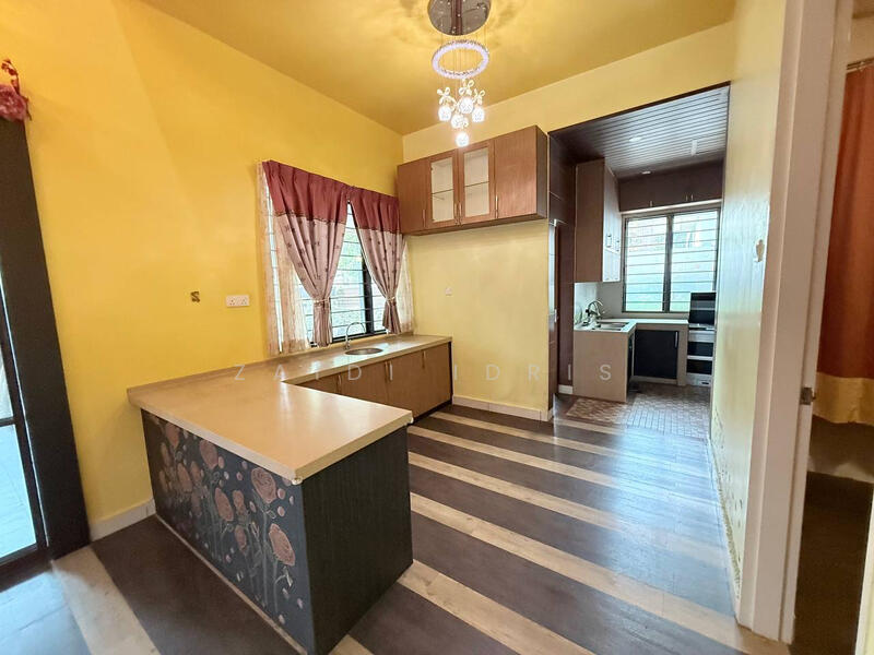 Untuk Dijual - Corner Lot 3 Storey Superlink 16 Sierra Sierra 2 Type Lyden