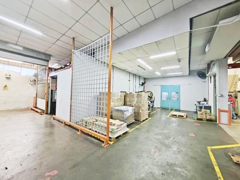 For Sale - Taman Desa Cemerlang Semi Detached Factory Fully Extended For Sale