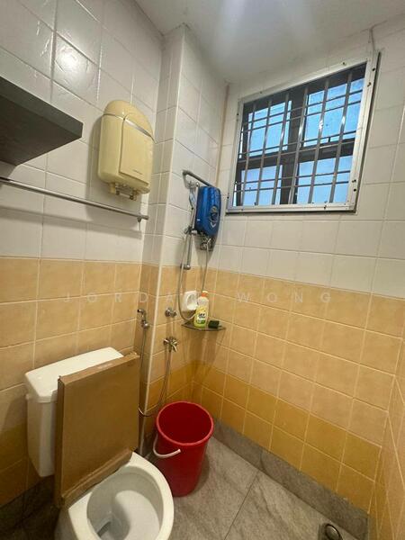 Untuk Disewa - Jalan Layang, Taman Perling