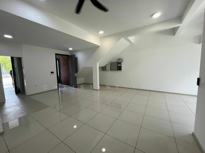 For Rent - 2-storey Terrace House at Elmina